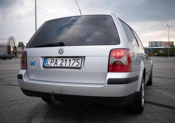 Volkswagen Passat cena 6685 przebieg: 418044, rok produkcji 2001 z Bydgoszcz małe 326